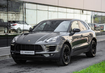 Подержанный автомобиль Porsche Macan 2018 года (3 фото)
