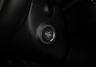 Подержанный автомобиль Skoda Karoq 2021 года (17 фото)