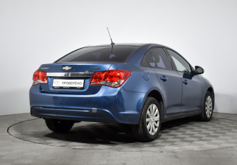 Подержанный автомобиль Chevrolet Cruze Sedan 2014 года (5 фото)