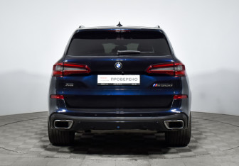 Подержанный автомобиль BMW X5 2018 года (6 фото)