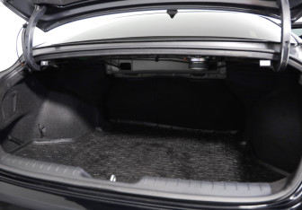 Подержанный автомобиль Hyundai Elantra Sedan 2021 года (29 фото)