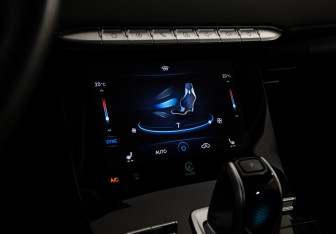 Подержанный автомобиль Chery Tiggo 8 Pro Max 2022 года (16 фото)