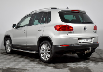 Подержанный автомобиль Volkswagen Tiguan 2013 года (7 фото)