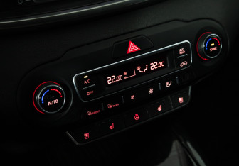 Подержанный автомобиль Kia Sorento 2018 года (20 фото)