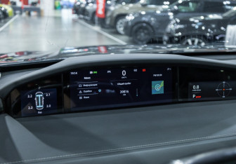 Подержанный автомобиль Changan UNI-K 2024 года (33 фото)