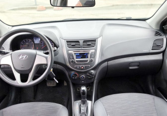 Подержанный автомобиль Hyundai Solaris Sedan 2016 года (12 фото)
