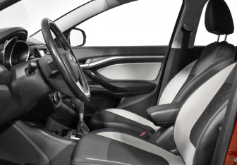 Подержанный автомобиль LADA (ВАЗ) Vesta Sedan 2021 года (10 фото)