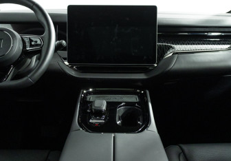 Подержанный автомобиль Zeekr 009 2023 года (13 фото)