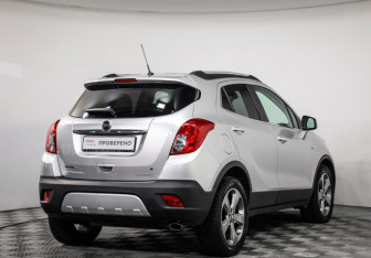 Подержанный автомобиль Opel Mokka 2012 года (5 фото)