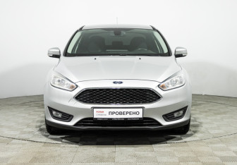 Подержанный автомобиль Ford Focus Sedan 2016 года (2 фото)