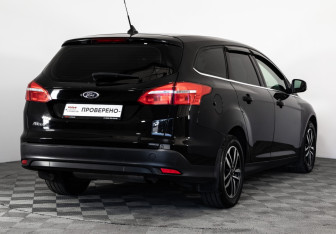 Подержанный автомобиль Ford Focus Wagon 2016 года (5 фото)