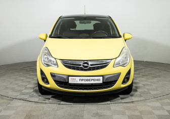 Подержанный автомобиль Opel Corsa 2011 года (2 фото)