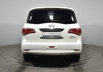 Подержанный автомобиль Infiniti QX56 2011 года (6 фото)