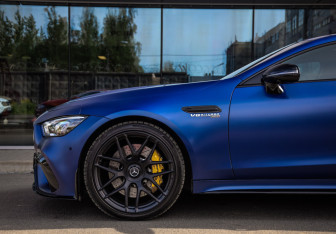 Подержанный автомобиль Mercedes-Benz AMG GT Liftback 2019 года (11 фото)