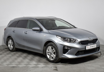 Подержанный автомобиль Kia Ceed Wagon 2019 года (3 фото)