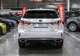 Подержанный автомобиль Lexus RX 2019 года (9 фото)