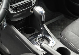Подержанный автомобиль Renault Megane Hatchback 2013 года (15 фото)