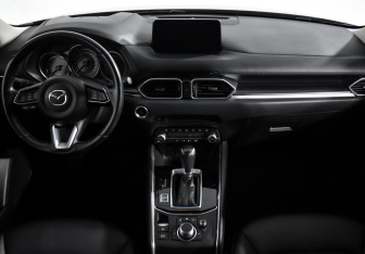 Подержанный автомобиль Mazda CX-5 2021 года (14 фото)