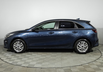 Подержанный автомобиль Kia Ceed Hatchback 2019 года (8 фото)
