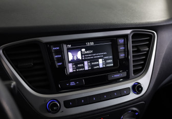 Подержанный автомобиль Hyundai Solaris Sedan 2018 года (14 фото)