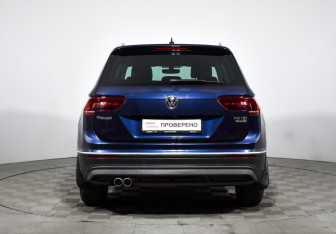 Подержанный автомобиль Volkswagen Tiguan 2017 года (6 фото)