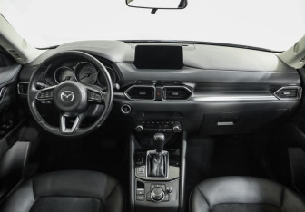 Подержанный автомобиль Mazda CX-5 2021 года (10 фото)