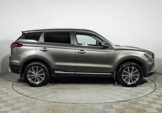 Подержанный автомобиль Geely Atlas Pro 2023 года (4 фото)