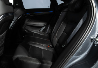 Подержанный автомобиль Geely Tugella 2022 года (10 фото)