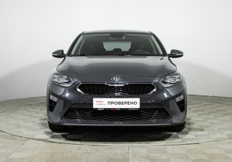 Подержанный автомобиль Kia Ceed Hatchback 2018 года (2 фото)