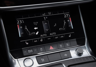 Подержанный автомобиль Audi A6 Sedan 2020 года (21 фото)