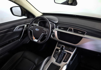 Подержанный автомобиль Geely Atlas 2021 года (9 фото)