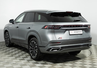 Подержанный автомобиль Jaecoo J8 2024 года (7 фото)