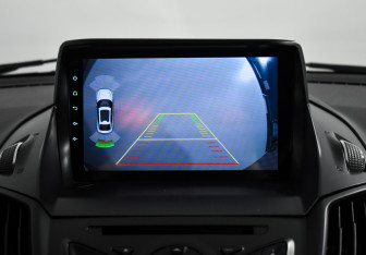Подержанный автомобиль Ford Kuga 2015 года (18 фото)