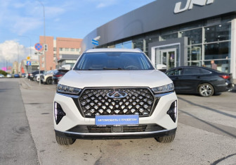 Подержанный автомобиль Chery Tiggo 7 Pro Max 2023 года (2 фото)