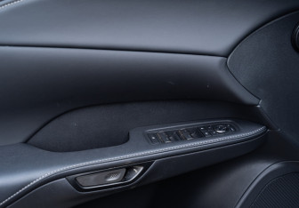 Новый Lexus RX 2025 (14 фото)