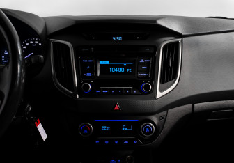 Подержанный автомобиль Hyundai Creta 2019 года (16 фото)
