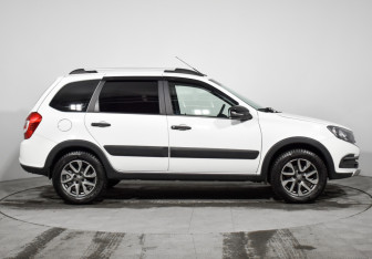 Подержанный автомобиль LADA (ВАЗ) Granta Wagon 2023 года (4 фото)