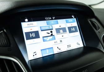 Подержанный автомобиль Ford Focus Wagon 2018 года (16 фото)