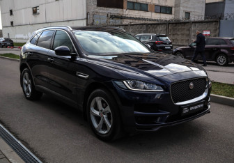 Подержанный автомобиль Jaguar F-Pace 2020 года (3 фото)