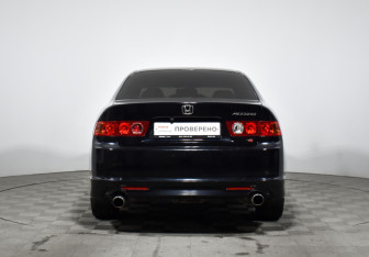 Подержанный автомобиль Honda Accord Sedan 2007 года (6 фото)