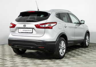 Подержанный автомобиль Nissan Qashqai 2016 года (5 фото)