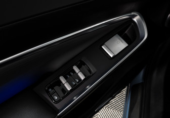 Подержанный автомобиль Geely Cityray 2024 года (10 фото)