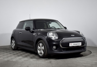 Подержанный автомобиль MINI Hatch 2014 года (3 фото)