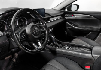 Подержанный автомобиль Mazda 6 Sedan 2021 года (8 фото)
