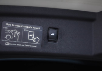 Подержанный автомобиль Infiniti QX50 2018 года (35 фото)