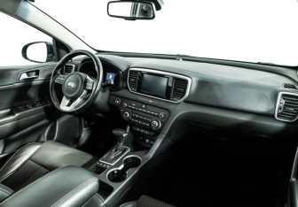 Подержанный автомобиль Kia Sportage 2019 года (9 фото)