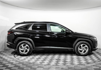 Подержанный автомобиль Hyundai Tucson 2021 года (4 фото)