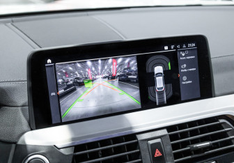 Подержанный автомобиль BMW X4 2020 года (30 фото)