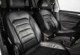 Подержанный автомобиль Volkswagen Tiguan 2018 года (25 фото)
