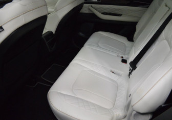 Подержанный автомобиль Exeed VX 2022 года (9 фото)